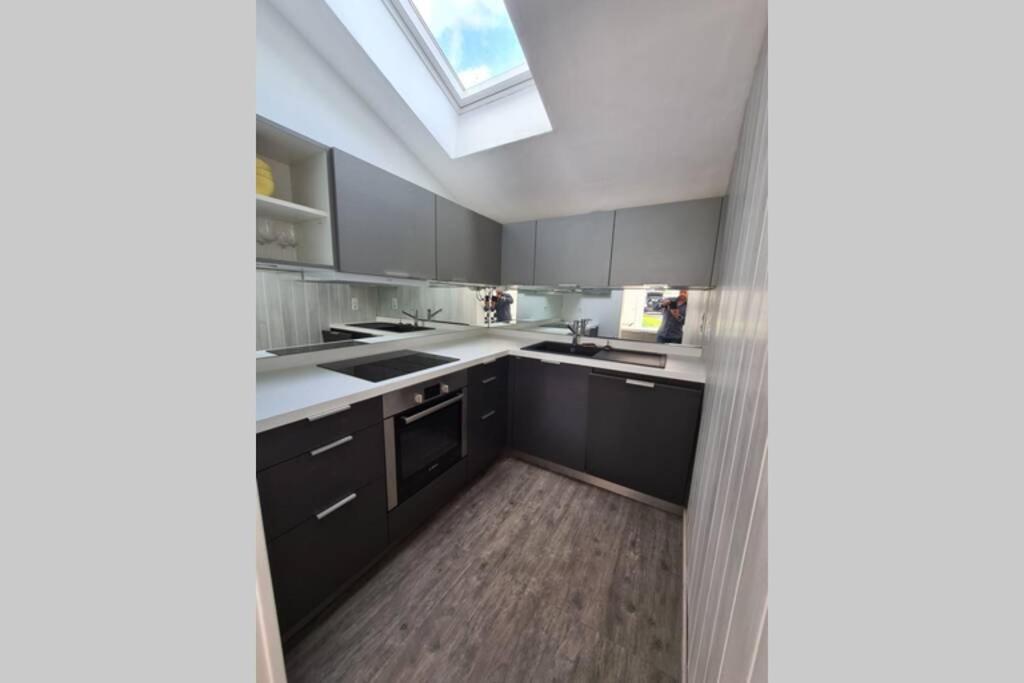 Maison de ville avec gd terrasse sans vis-à-vis Le Mesnil-Esnard Esterno foto